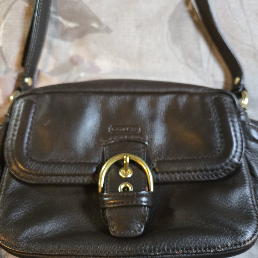 Elegant Black Leather Shoulder Bag